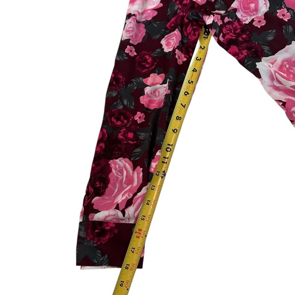 New York & Company Floral Pink Burgundy Roll Tab Sleeve Floral Button Down XL - Picture 11 of 17